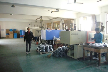 Ningbo Baoda Developing Co.,Ltd. Fabrik Produktionslinie